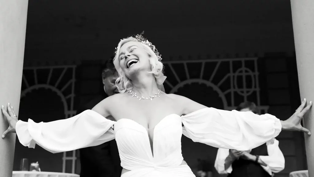 braut-lacht braut lacht