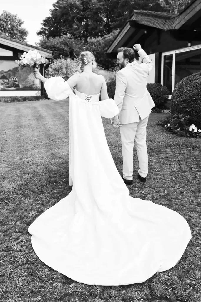 brautpaar-jubelt Kopie brautpaar jubelt Kopie