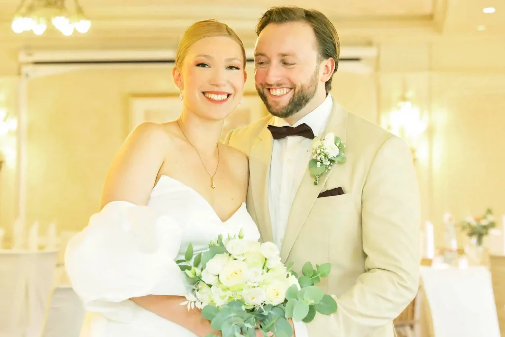 brautpaar-lacht-n brautpaar lacht n