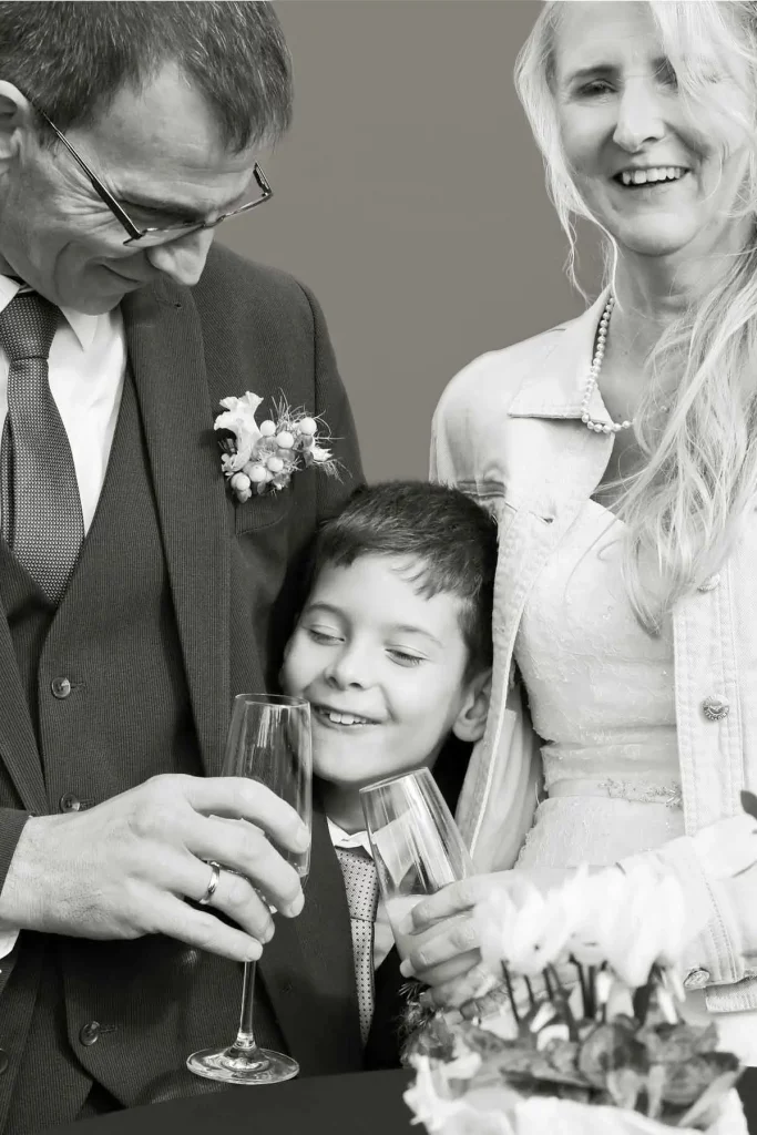 junge-mit-sekt junge mit sekt